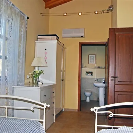 بيت للعطل The Old Bathouse
